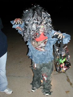halloween 2003 10.JPG (19647 bytes)