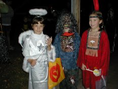 halloween 2003 6.JPG (11309 bytes)
